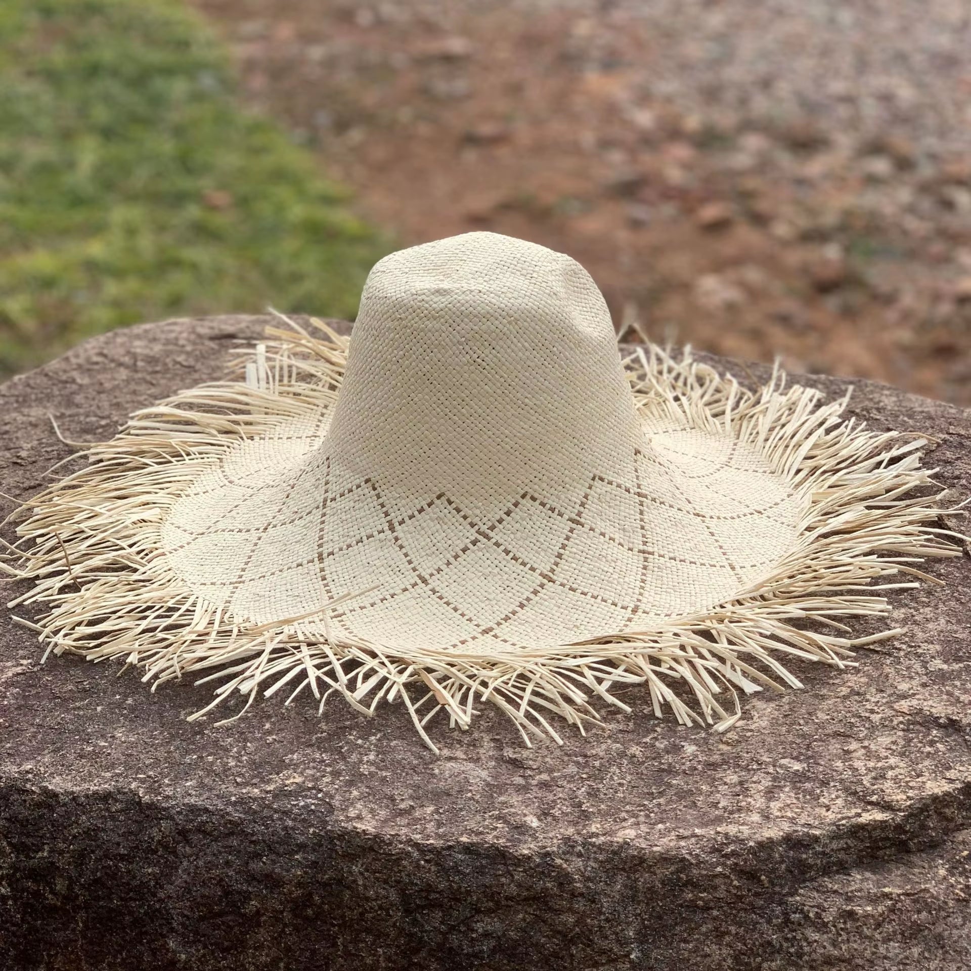 Big Brim Beach Hat for Women Summer Seaside Raffia Straw Hat Travel Vacation Visor Sun Hat Women'S Hat with Colored Raw Edges